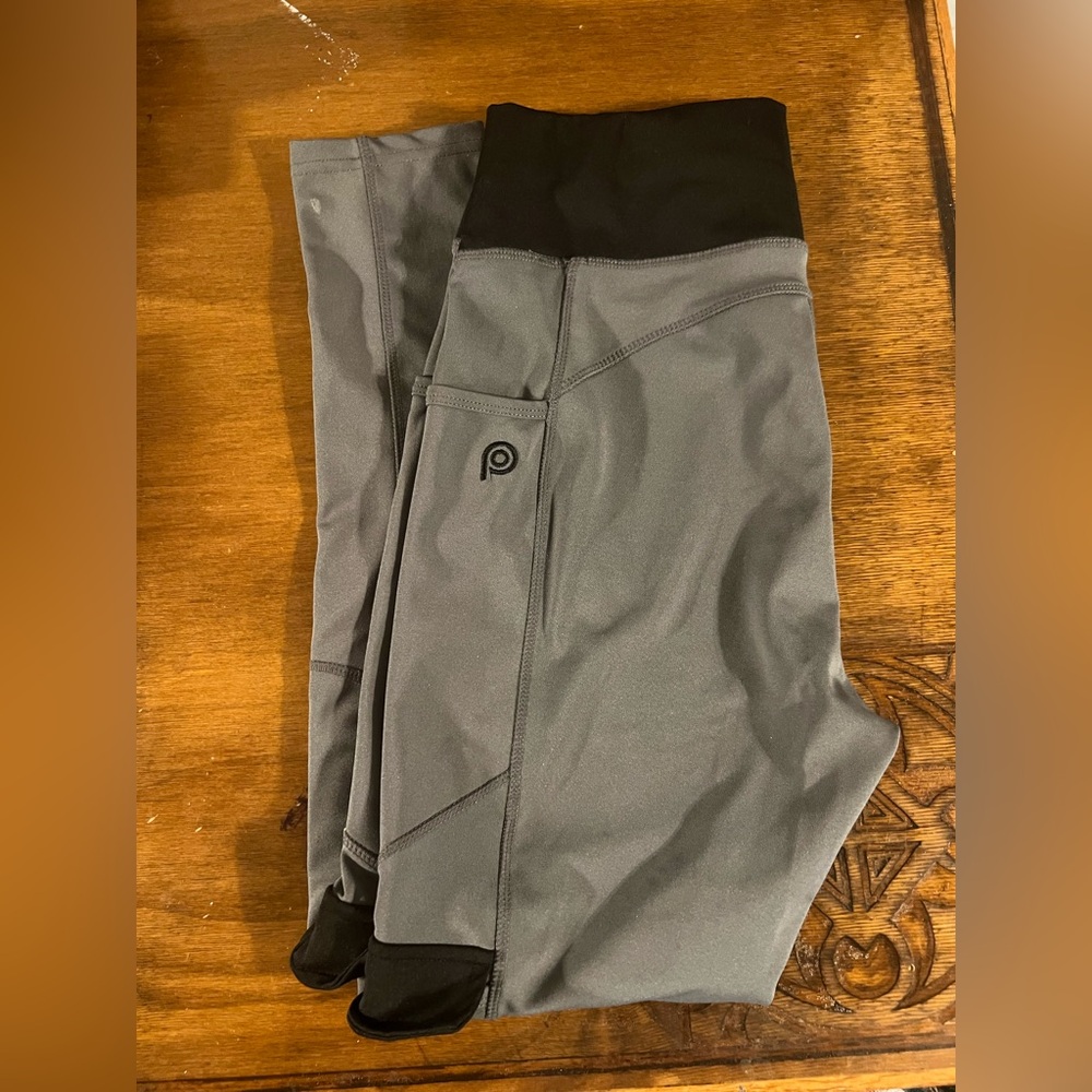 POP Fit Gray Cargo Leggings